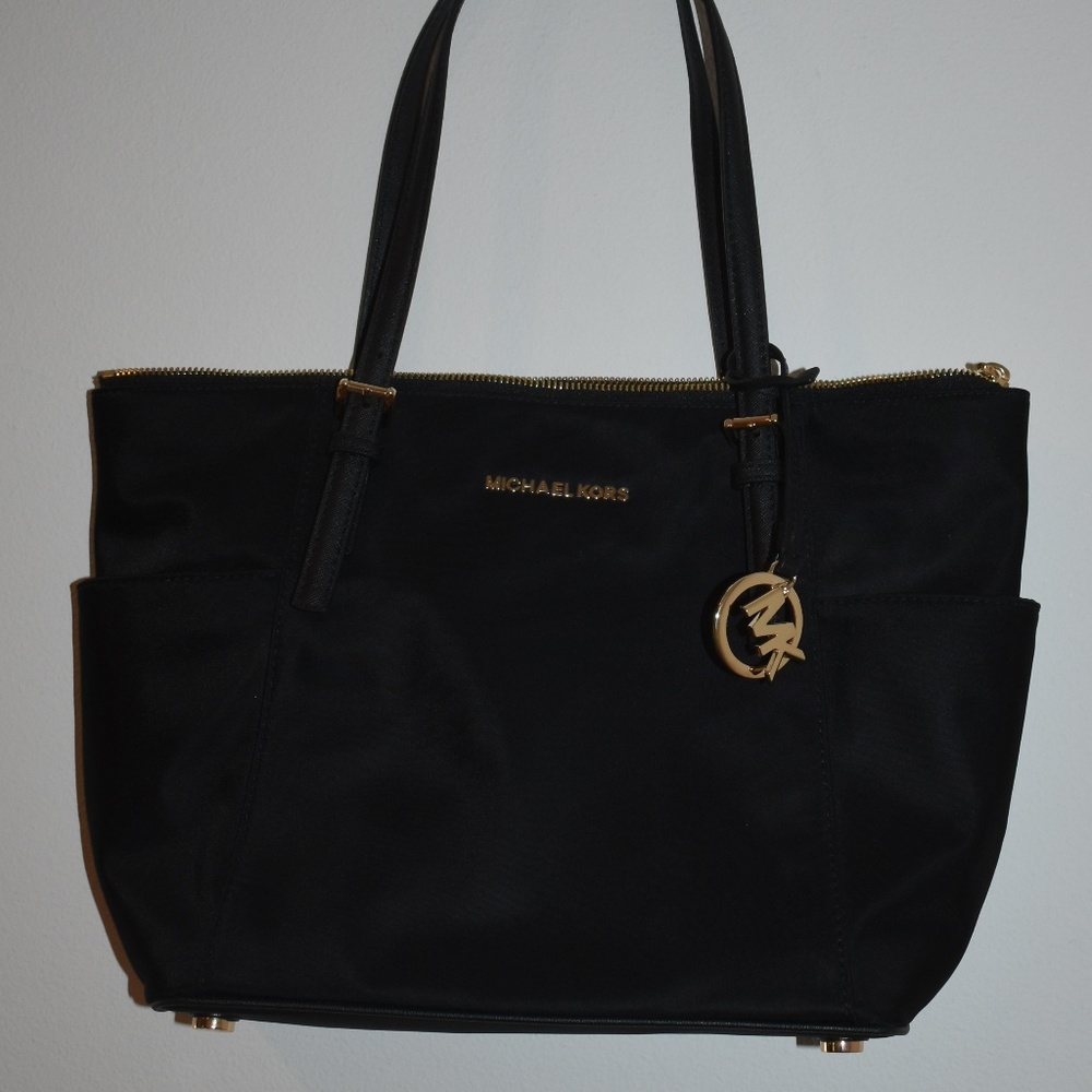 Michael Kors Purse/Handbag